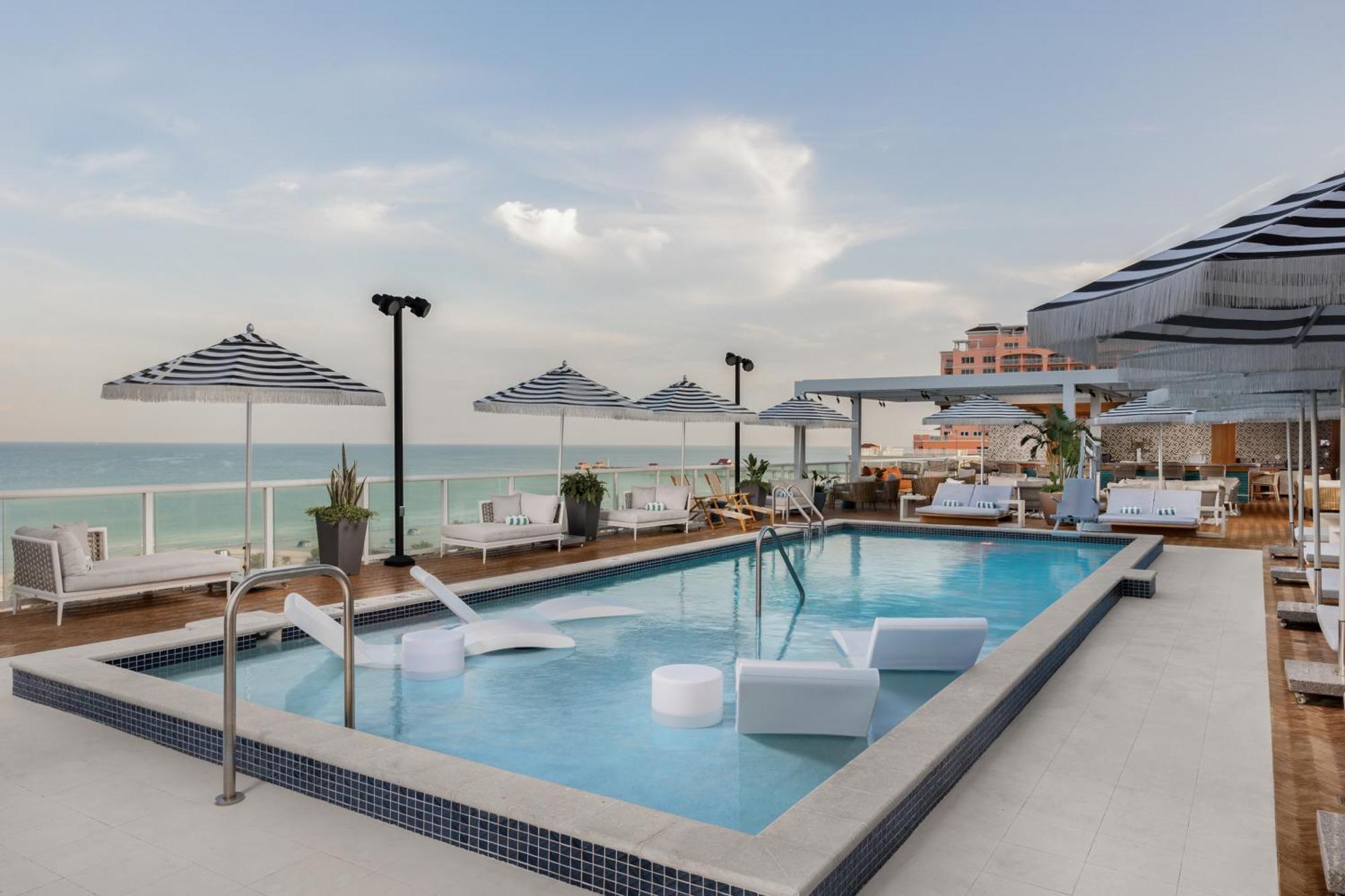 The Hiatus Clearwater Beach, Curio Collection By Hilton Exteriér fotografie